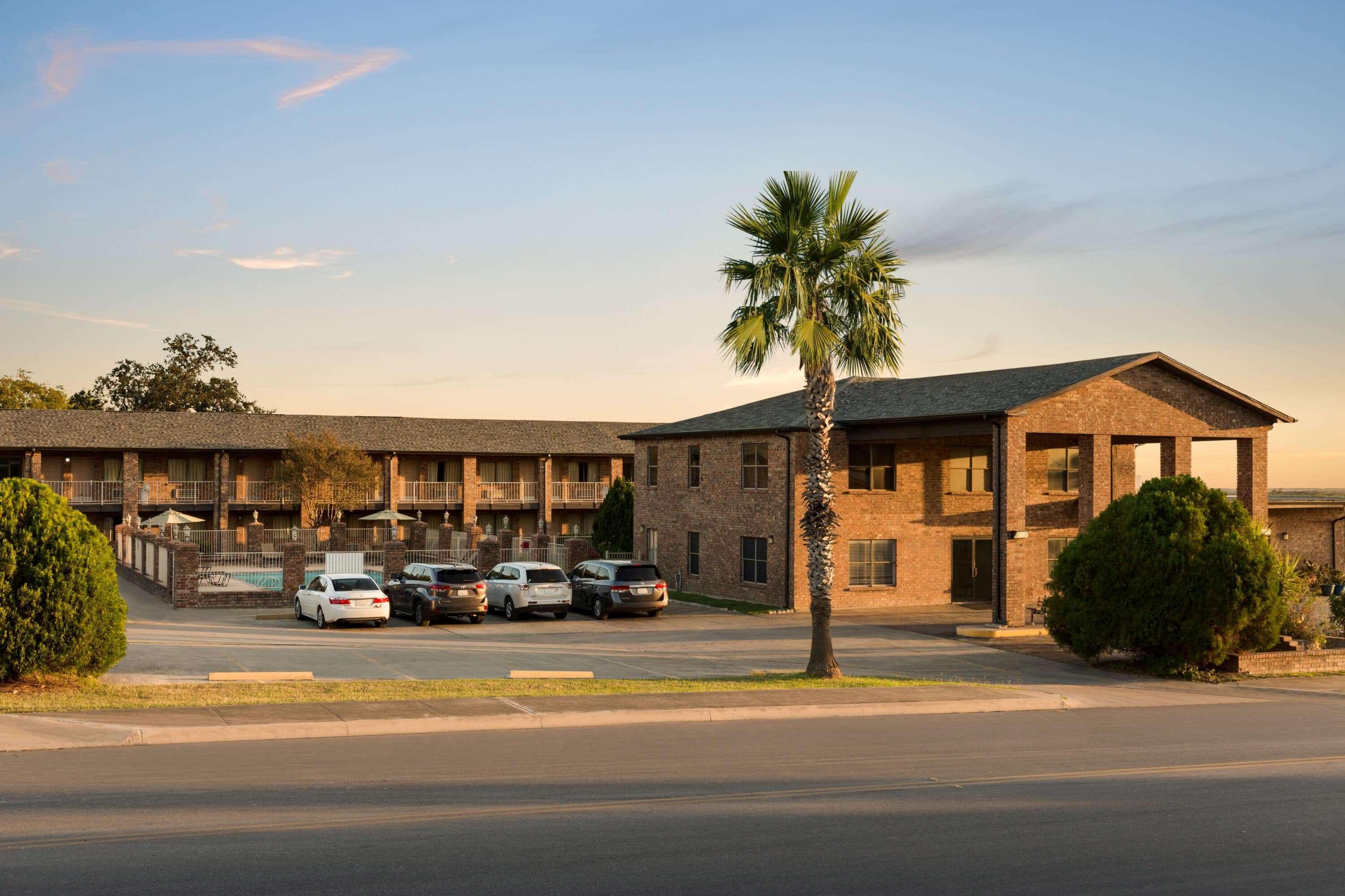 Super 8 By Wyndham Universal City Esterno foto