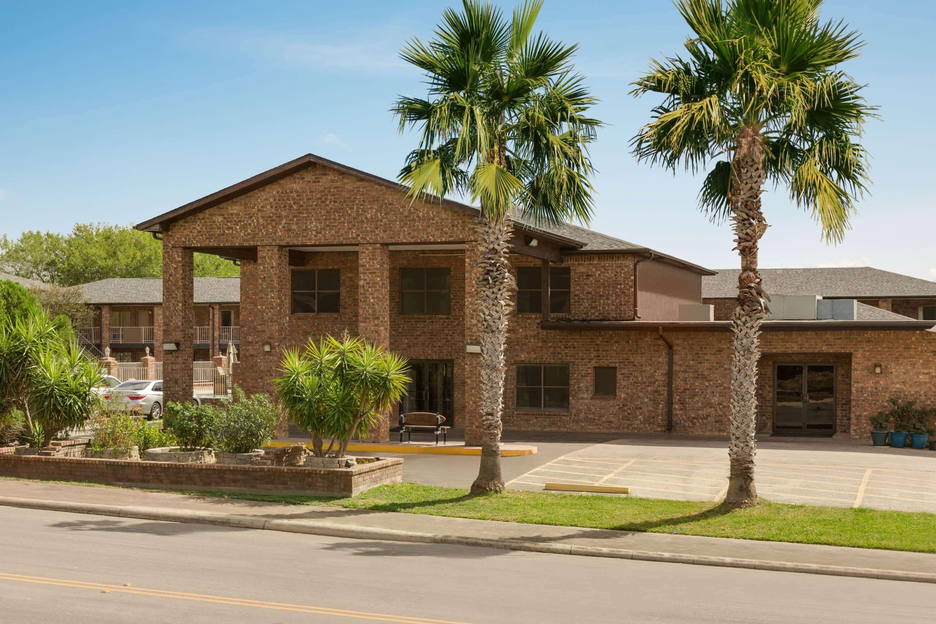 Super 8 By Wyndham Universal City Esterno foto